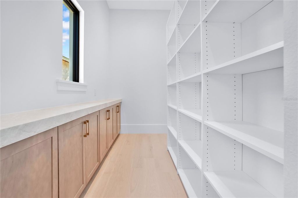 Image 18 of property listing at 9126 SHEEN SOUND STREET, Orlando, FL 32836