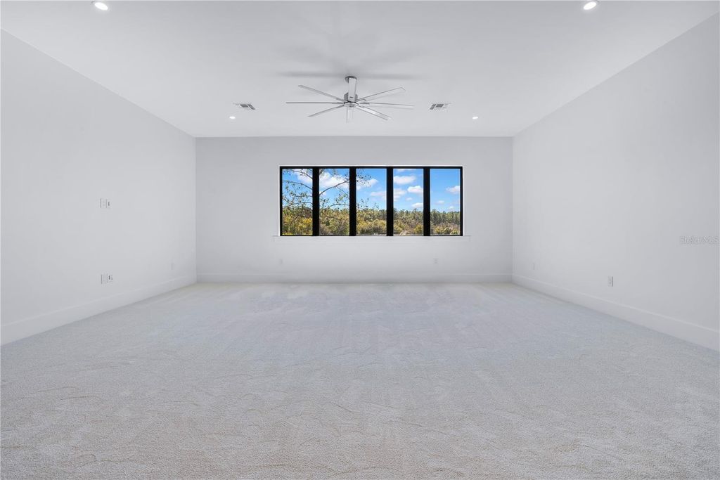 Image 46 of property listing at 9126 SHEEN SOUND STREET, Orlando, FL 32836