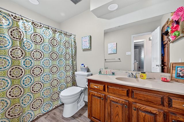 419 W Center Street, Whitewright, TX 75491