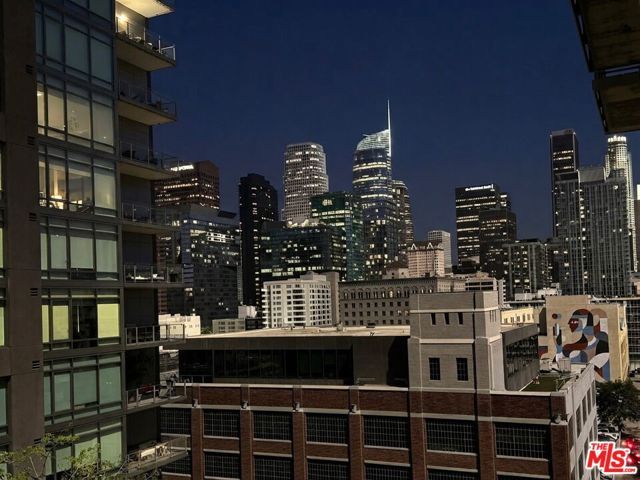 1111 S Grand Avenue 1005, Los Angeles, CA 90015