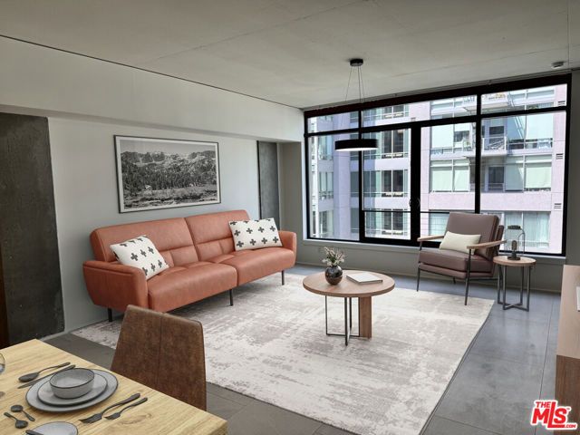 1111 S Grand Avenue 1005, Los Angeles, CA 90015