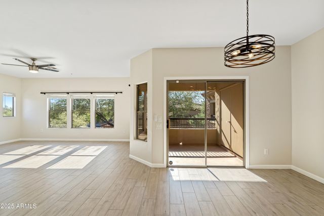 19700 N 76TH Street 2105, Scottsdale, AZ 85255