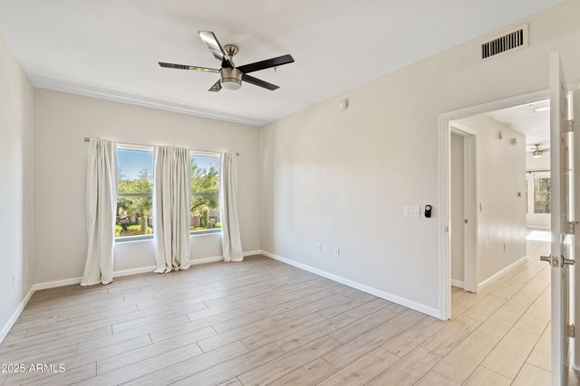 19700 N 76TH Street 2105, Scottsdale, AZ 85255