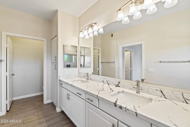 19700 N 76TH Street 2105, Scottsdale, AZ 85255