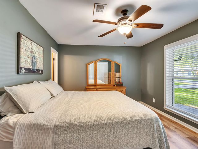 314 Coke Lane, Alvin, TX 77511