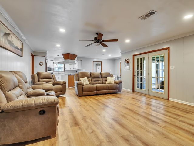 314 Coke Lane, Alvin, TX 77511