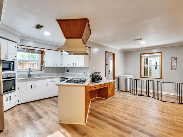 314 Coke Lane, Alvin, TX 77511