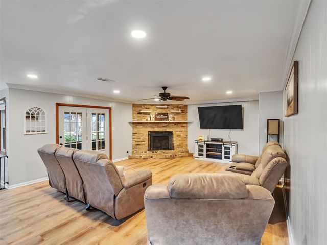 314 Coke Lane, Alvin, TX 77511