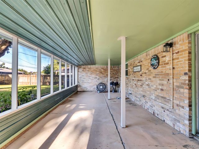 314 Coke Lane, Alvin, TX 77511