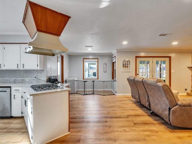 314 Coke Lane, Alvin, TX 77511
