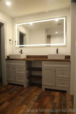 1185 E Pine Street, Westville, OK 74965