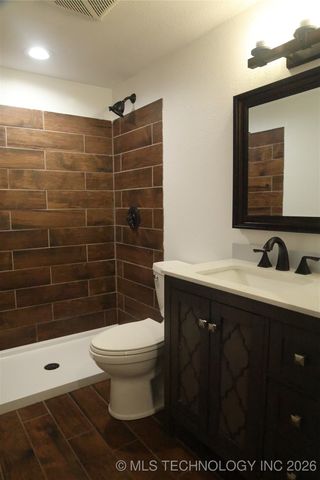 1185 E Pine Street, Westville, OK 74965