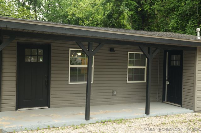 1185 E Pine Street, Westville, OK 74965