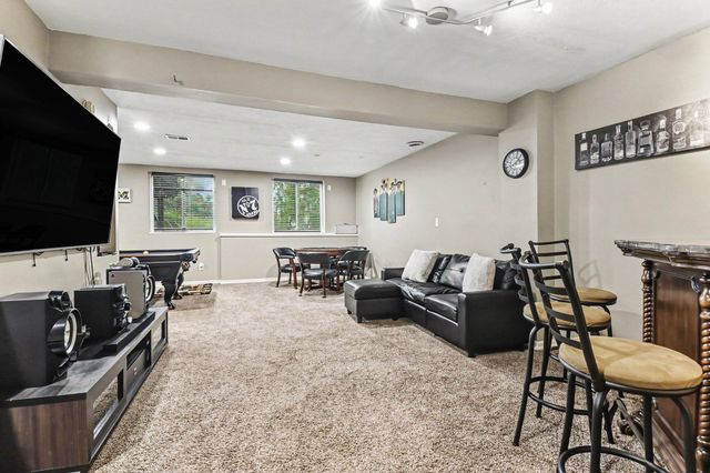 7560 Melinda Court SE, Byron Center, MI 49315