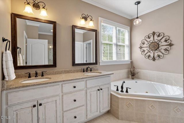 330 Chanticlair Drive, Apex, NC 27502