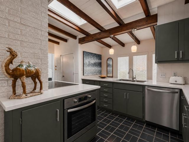 801 Carey Drive, Norman, OK 73069