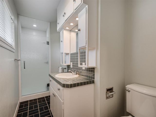 801 Carey Drive, Norman, OK 73069