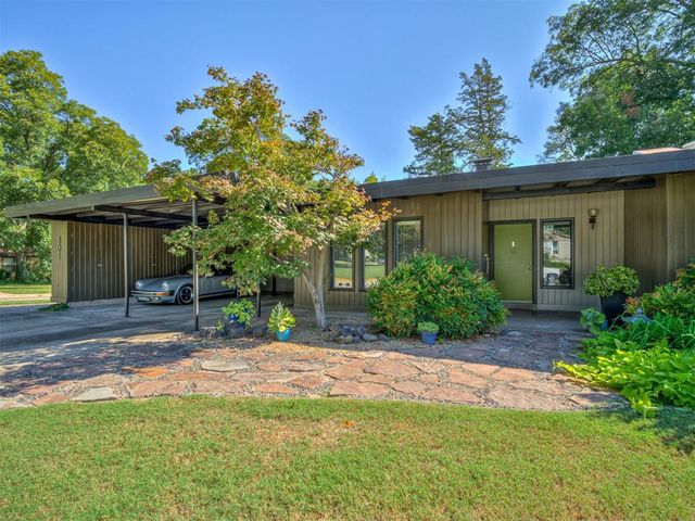 801 Carey Drive, Norman, OK 73069