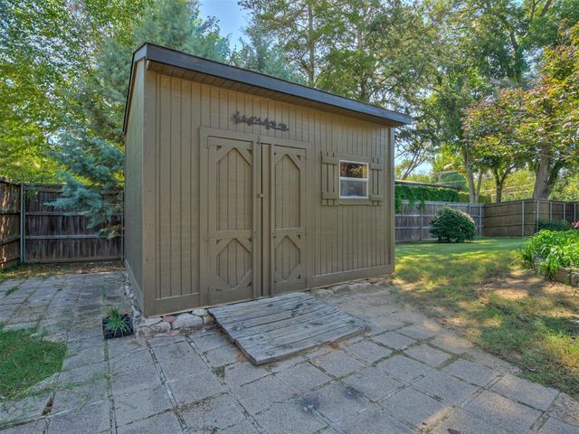 801 Carey Drive, Norman, OK 73069