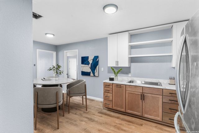 519 Sprucewood ln, San Antonio, TX 78216