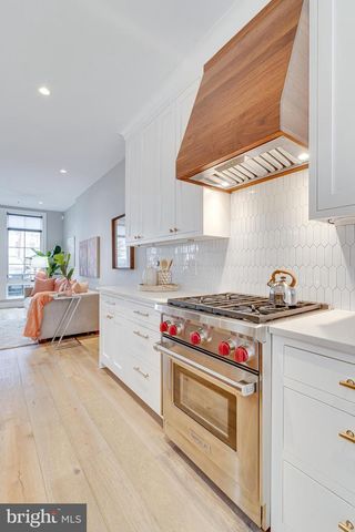 467 M ST NW #1, Washington, DC 20001