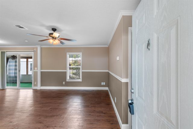 9 Topsail Ln., Murrells Inlet, SC 29576