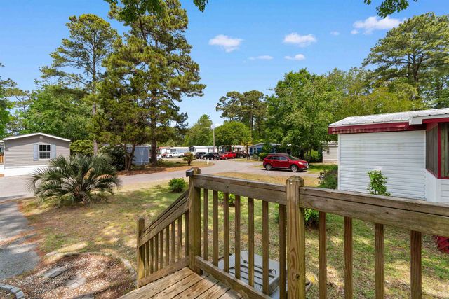 9 Topsail Ln., Murrells Inlet, SC 29576