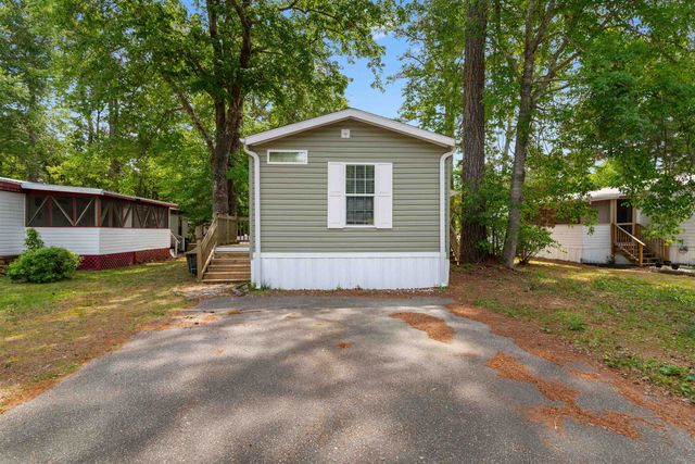 9 Topsail Ln., Murrells Inlet, SC 29576