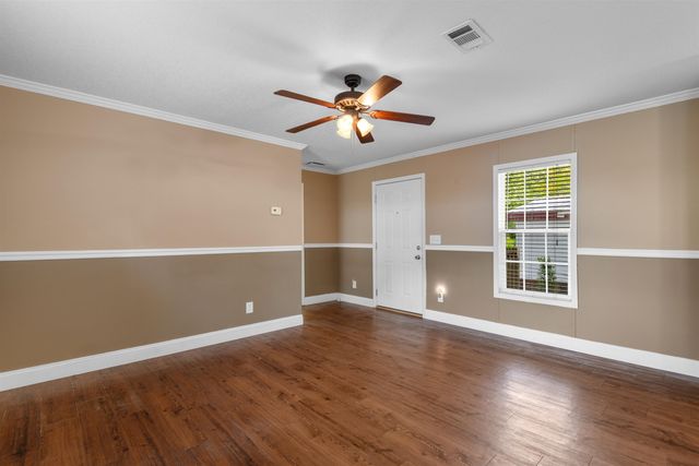 9 Topsail Ln., Murrells Inlet, SC 29576