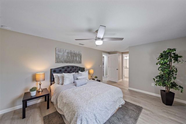 105 CLEMSON ROAD, Venice, FL 34293