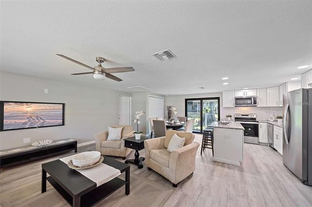 105 CLEMSON ROAD, Venice, FL 34293