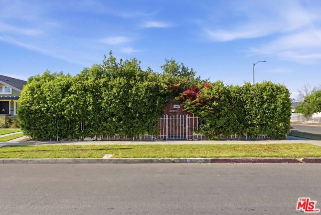 1801 W 43rd Street, Los Angeles, CA 90062