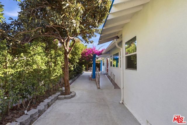 1801 W 43rd Street, Los Angeles, CA 90062