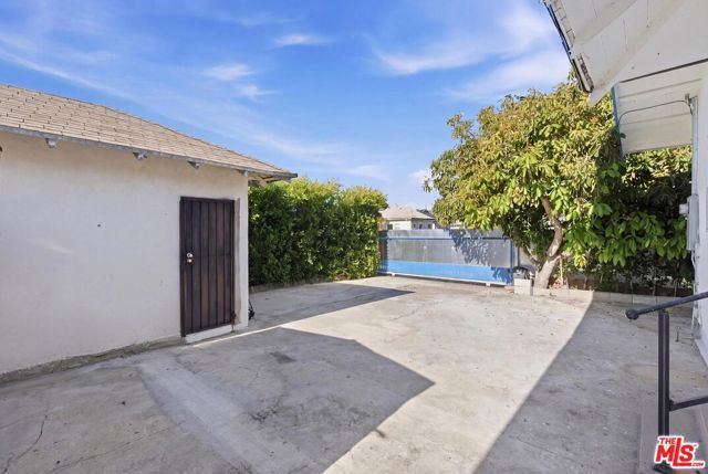1801 W 43rd Street, Los Angeles, CA 90062