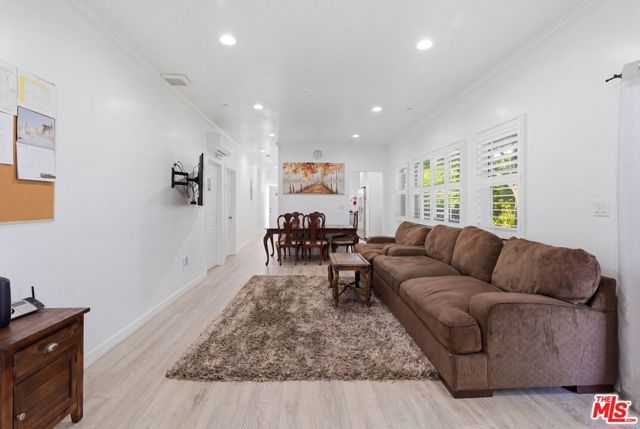 1801 W 43rd Street, Los Angeles, CA 90062