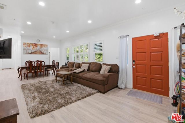 1801 W 43rd Street, Los Angeles, CA 90062