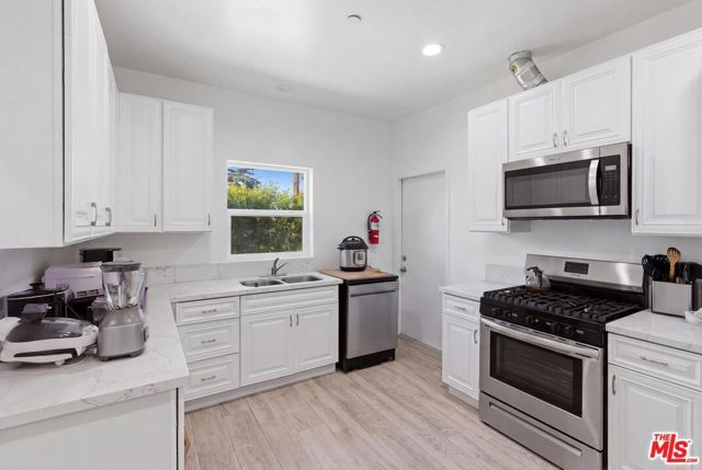 1801 W 43rd Street, Los Angeles, CA 90062