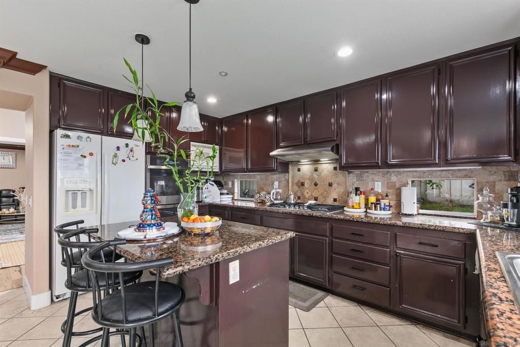 Image 15 of property listing at 10394 Valley Waters Dr, Spring Valley, CA 91978