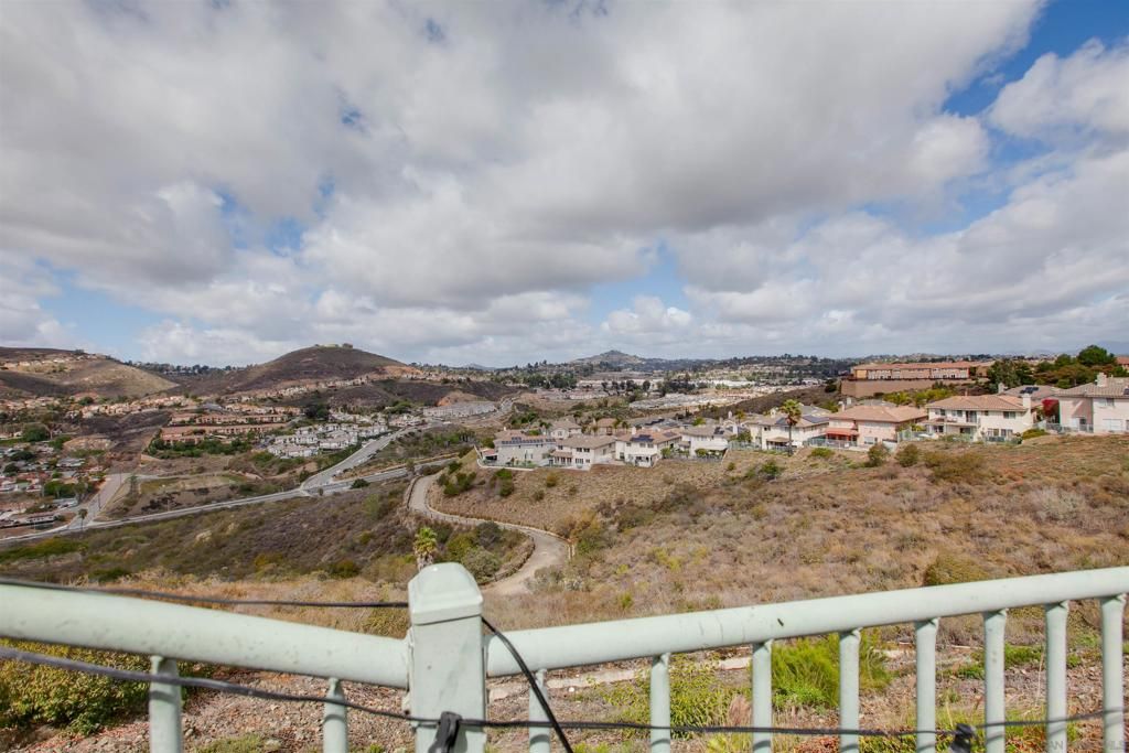 Image 31 of property listing at 10394 Valley Waters Dr, Spring Valley, CA 91978