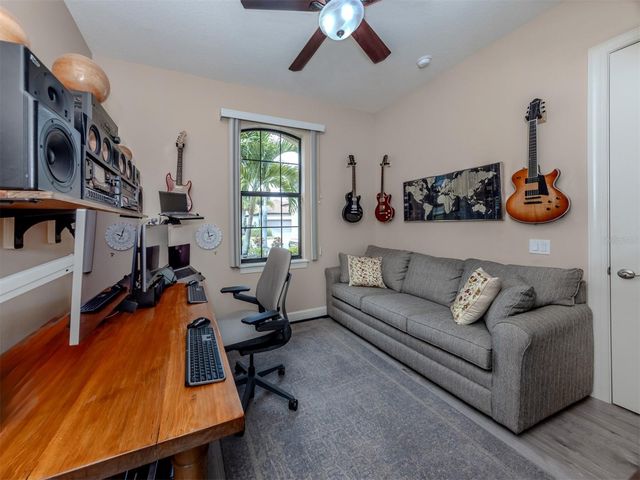 5573 SEMOLINO STREET, Nokomis, FL 34275