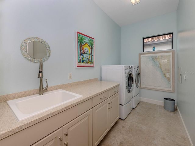 5573 SEMOLINO STREET, Nokomis, FL 34275