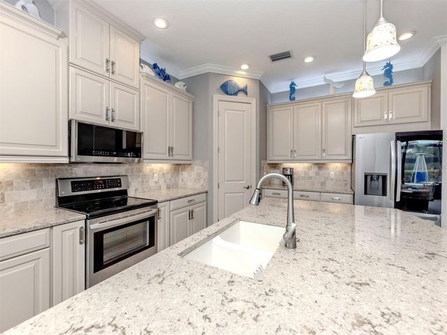 5573 SEMOLINO STREET, Nokomis, FL 34275