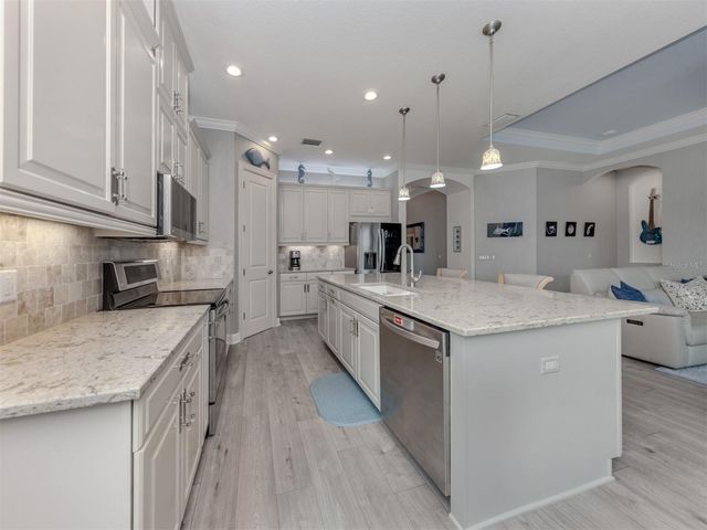 5573 SEMOLINO STREET, Nokomis, FL 34275