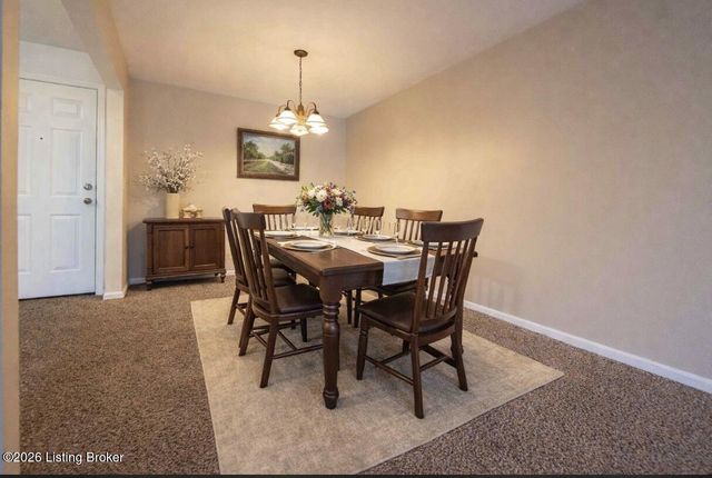 707 La Fontenay Ct, Louisville, KY 40223