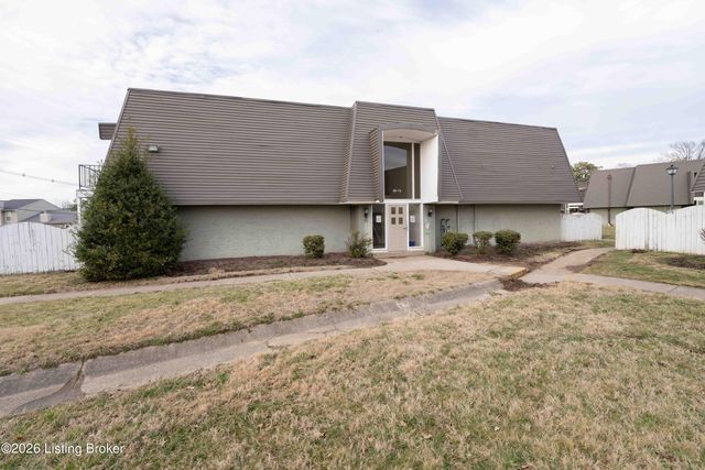 707 La Fontenay Ct, Louisville, KY 40223