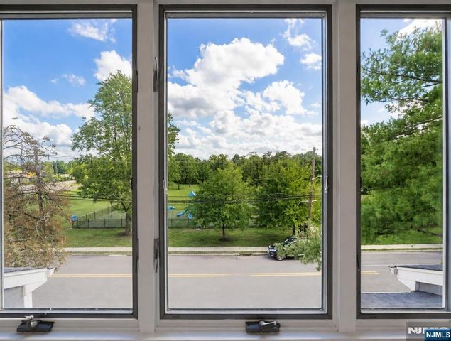 58 Main 4, Little Ferry, NJ 07643