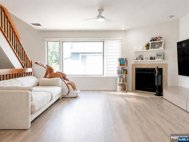 58 Main 4, Little Ferry, NJ 07643