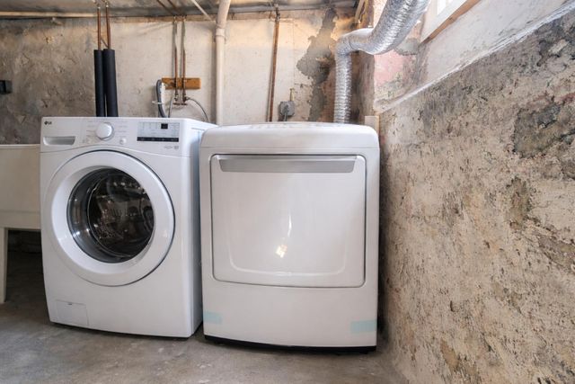 2712 S DARIEN ST, Philadelphia, PA 19148