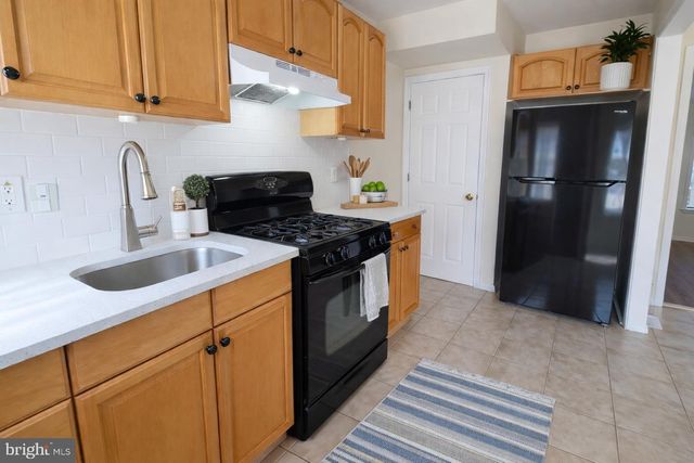 2712 S DARIEN ST, Philadelphia, PA 19148