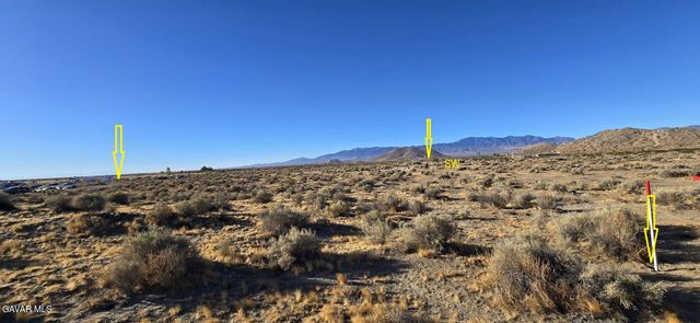 22600 E Avenue P-10, Palmdale, CA 93591